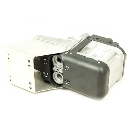 Webasto Thermo Top Evo Vertikaler Montagehalter: Robuster Stahl für platzsparenden Standheizungseinbau