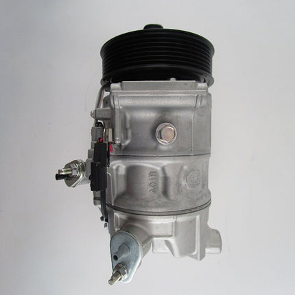 Klimakompressor PXC14 CW 115MM PV7 14-17 INFINITY Q50 3.7L Hischier 12V