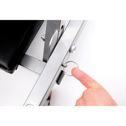 Klappbare Liegepritsche/Arbeitshocker 3989 - Hischier Auto AG