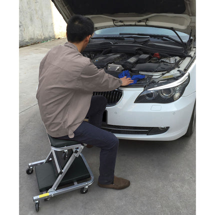 Klappbare Liegepritsche/Arbeitshocker 3989 - Hischier Auto AG