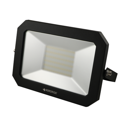 Kompakter 230 V LED-Strahler 50 W mit Halter