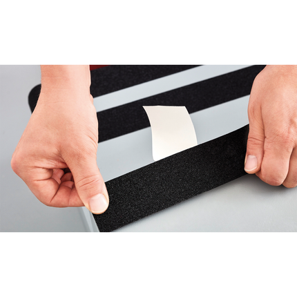 1 Rolle Tesa Antirutsch-Klebeb. schwarz 50 mm 60950/50 - Hischier Auto AG