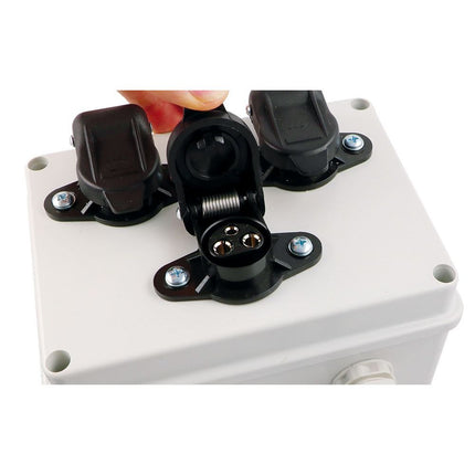 COBO Verteilerdose 3 x 3pol. Dosen