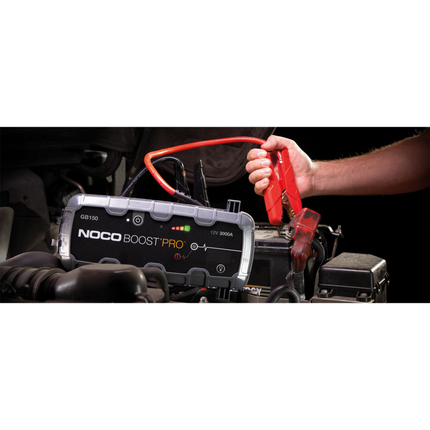Noco - Boost Pro 12 V 3’000 A, mit 12 V 15 A Ausgang und USB-C