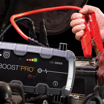 2 x Noco - Boost Pro 12 V 3’000 A, mit 12 V 15 A Ausgang und USB-C Noco