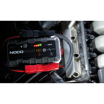 Noco - Boost HD 12 V 2’000 A, mit 12 V 15 A Ausgang und USB-C