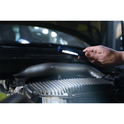 Penlight mit 7 LEDs und Frontstrahler SL2090 - Hischier Auto AG