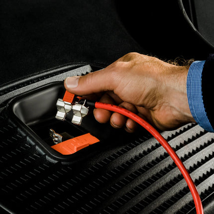 DEFA - Showroom Batterieladegerät 12 V 50 A DEFA