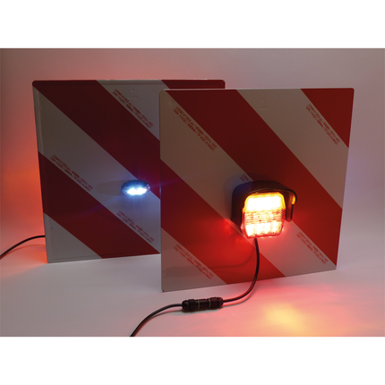 Satz Warntafeln mit LED-Leuchten für Überbreite